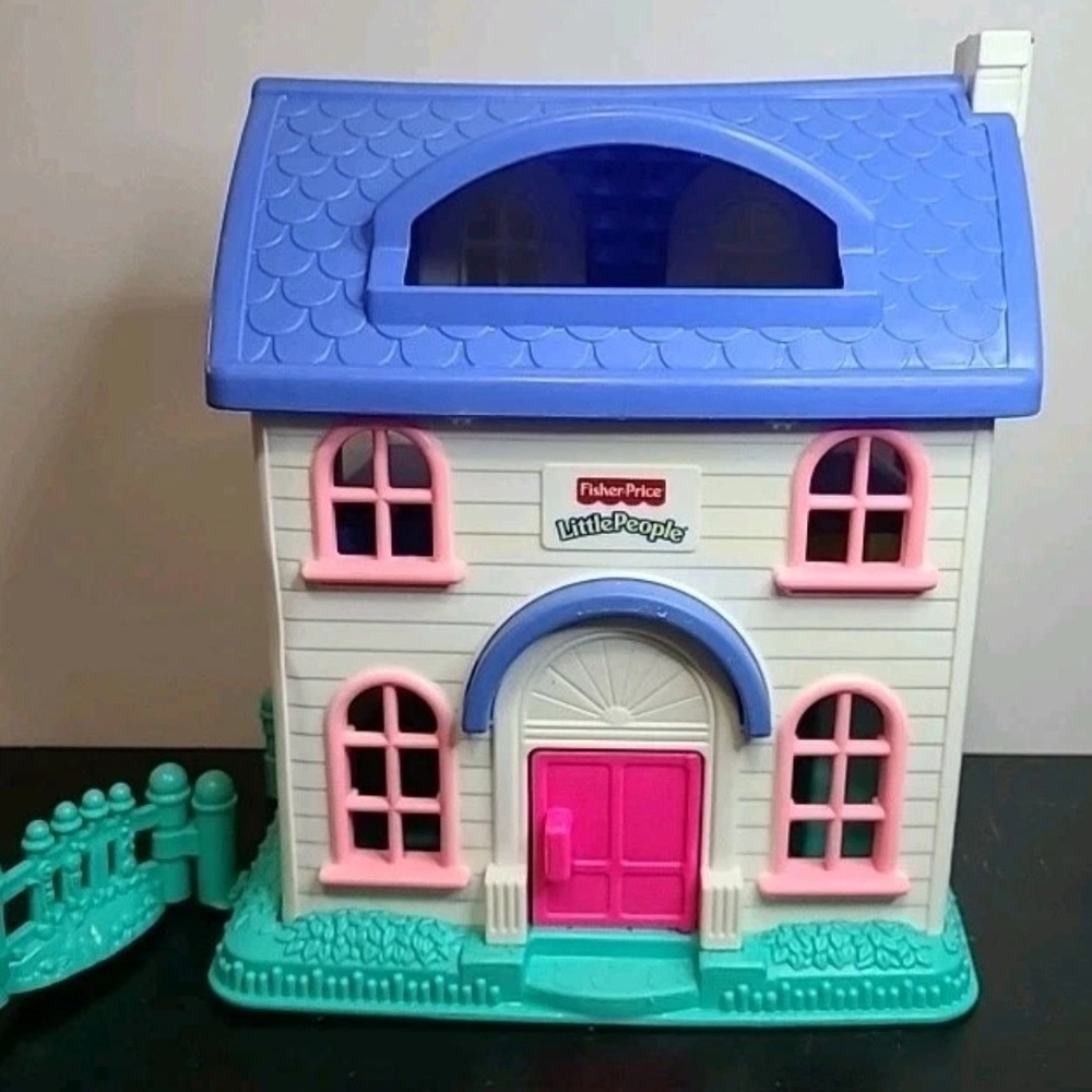 Fisher-Price Little People Pink and Blue House Playset